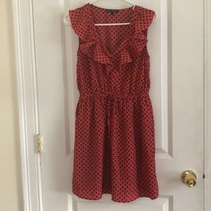 Sleeveless polka dot spring dress